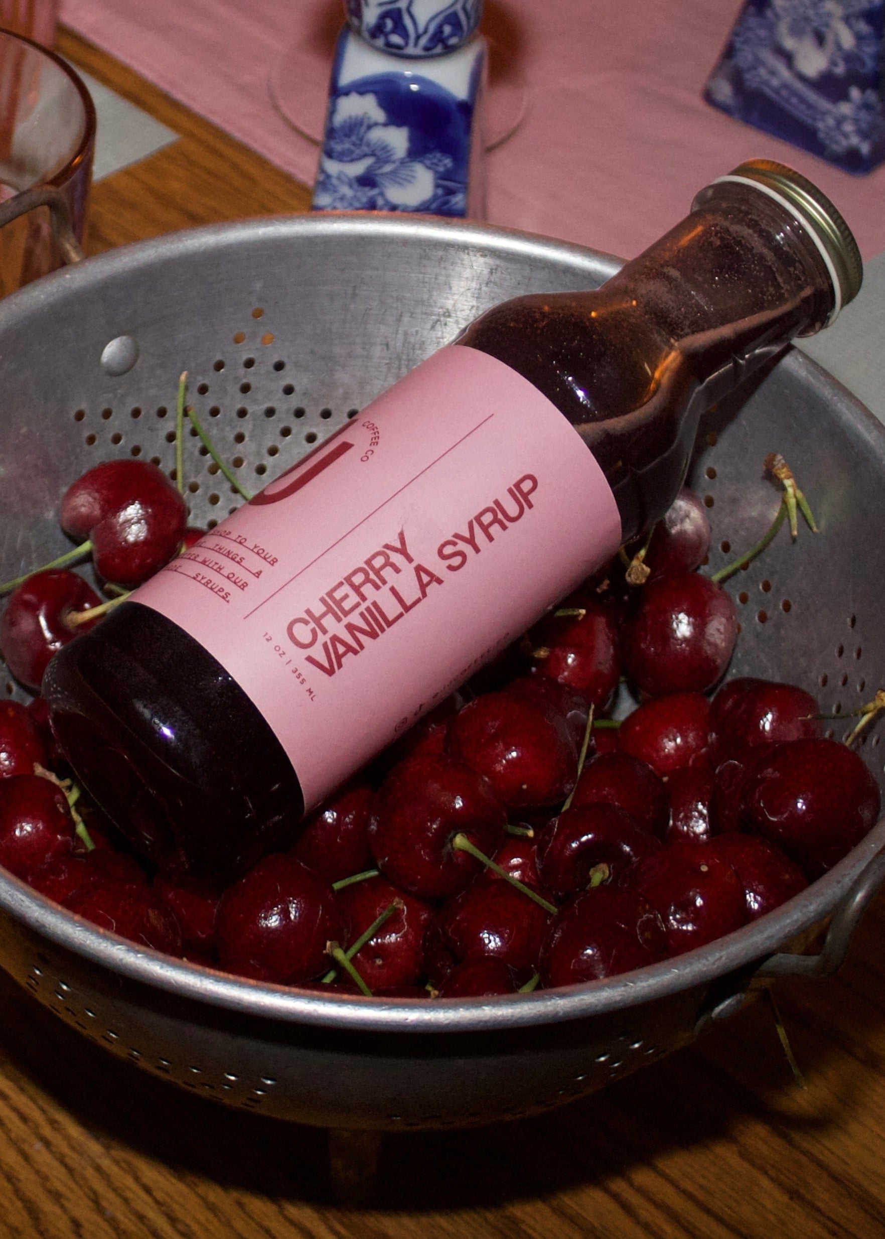 Amikole コンディショナー（クランベリーローズヒップ）1000ml Amikole コンディショナー（クランベリーローズヒップ）1000ml